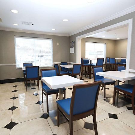 Baymont By Wyndham Lithia Springs Atlanta Hotell Exteriör bild