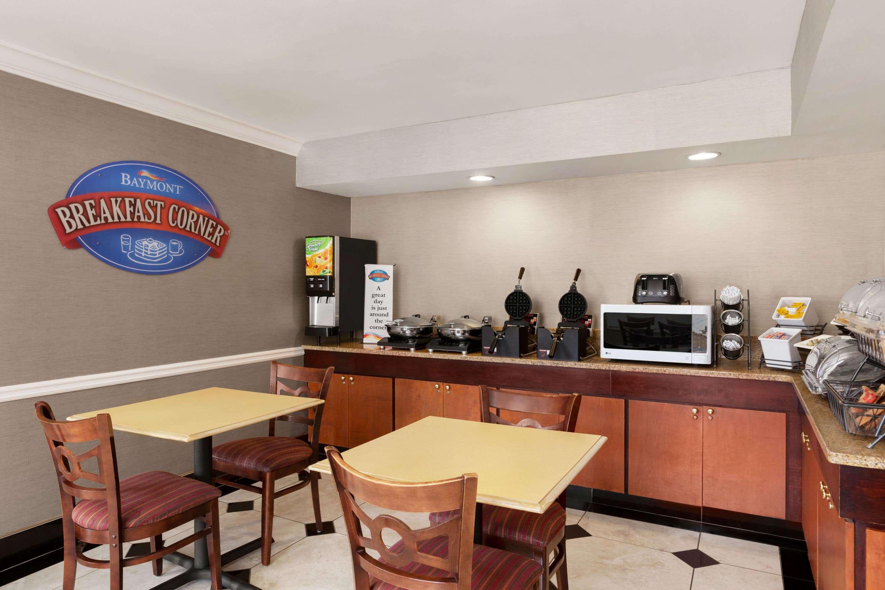 Baymont By Wyndham Lithia Springs Atlanta Hotell Exteriör bild