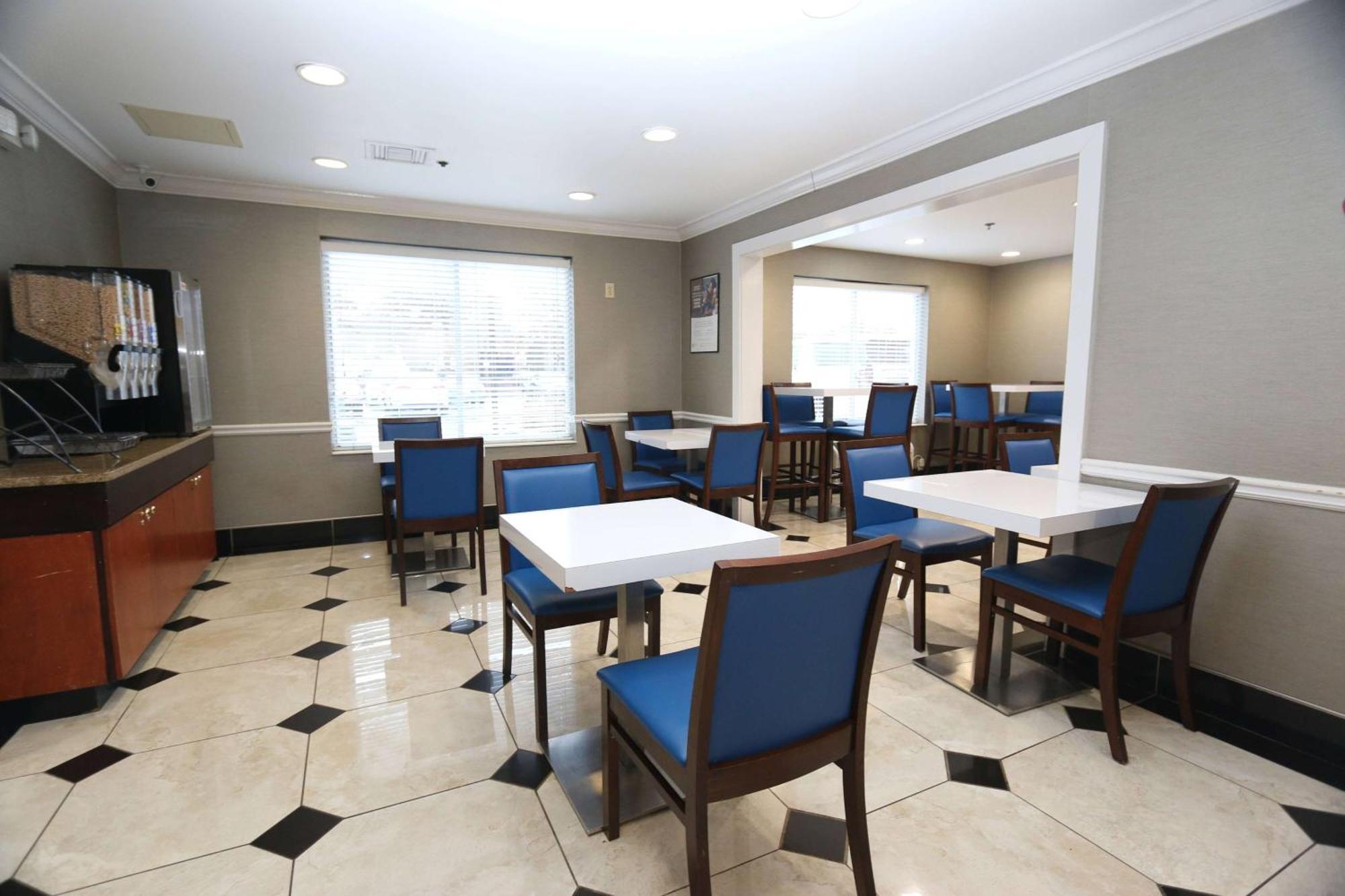 Baymont By Wyndham Lithia Springs Atlanta Hotell Exteriör bild