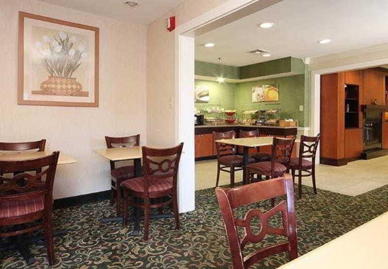 Baymont By Wyndham Lithia Springs Atlanta Hotell Exteriör bild