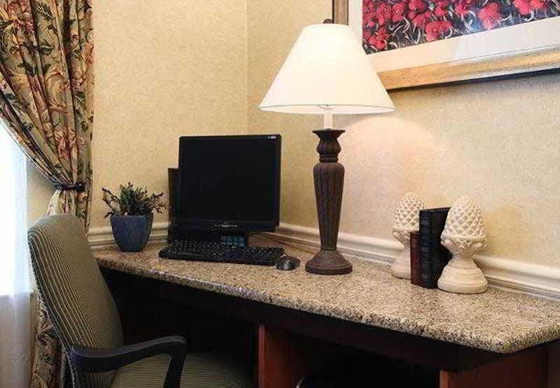 Baymont By Wyndham Lithia Springs Atlanta Hotell Exteriör bild